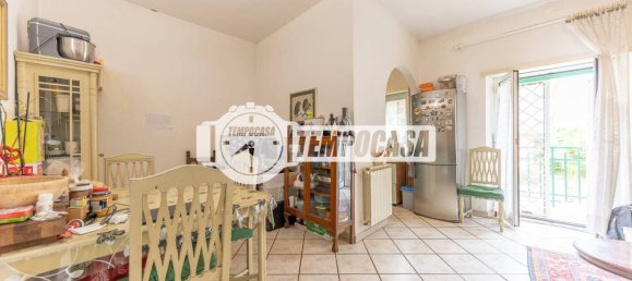 2 bedrooms Apartment in Rome, Italy No. 347010 18