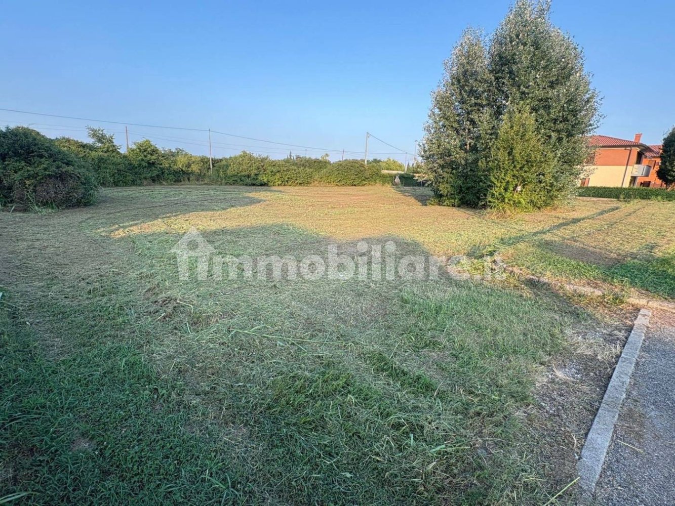 Земельный участок 600м² в Нервеза делла Батталья, Италия № 341405