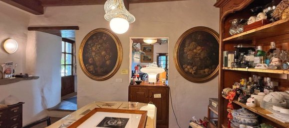 6 bedrooms Apartment in Casola in Lunigiana, Italy No. 309818 8