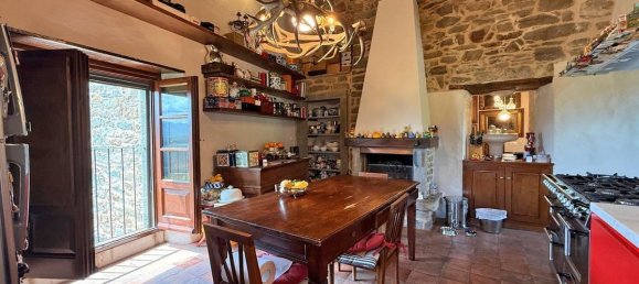 6 bedrooms Apartment in Casola in Lunigiana, Italy No. 309818 15