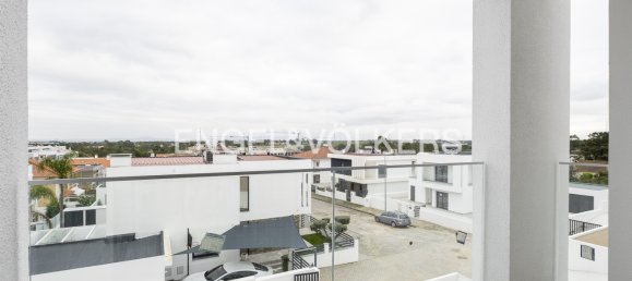 4 غرف نوم منزل في Corroios, Portugal رقم 13981 31