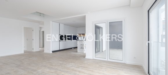 4 غرف نوم منزل في Corroios, Portugal رقم 13981 4