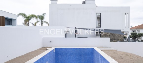 4 غرف نوم منزل في Corroios, Portugal رقم 13981 38