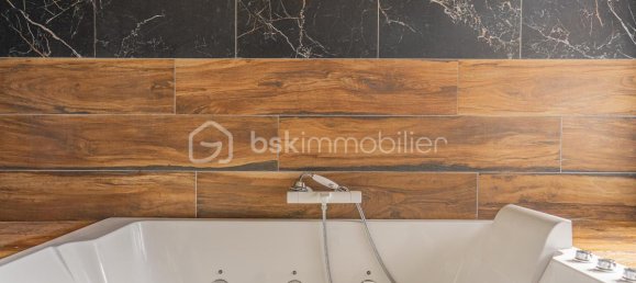 4 bedrooms House in Chanay, France No. 207111 12