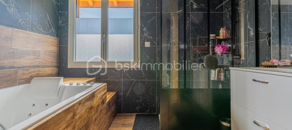 4 bedrooms House in Chanay, France No. 207111 26