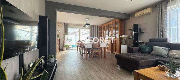 4 bedrooms House in Monchecourt, France No. 218529 3