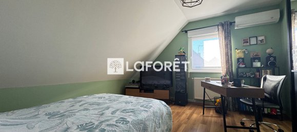 4 bedrooms House in Monchecourt, France No. 218529 8