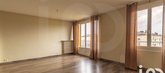 2 bedrooms Apartment in Compiegne, France No. 47715 3