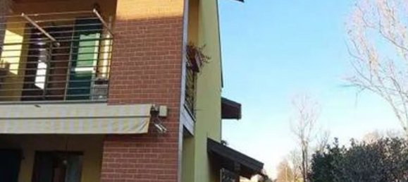 Дом с 3 комнатами в Лураго Мариноне, Италия № 3905 4