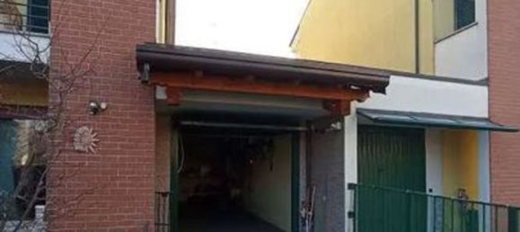 Дом с 3 комнатами в Лураго Мариноне, Италия № 3905 3