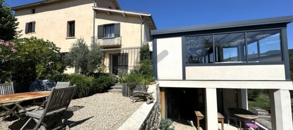 5 bedrooms Villa in Rhone, France No. 347590 2