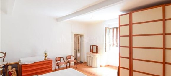 Квартира с 6 комнатами в Эрба, Италия № 280069 27