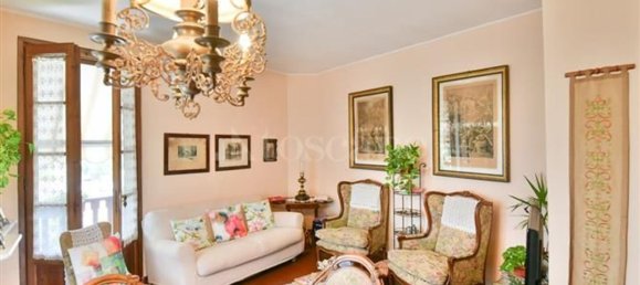 Квартира с 6 комнатами в Эрба, Италия № 280069 12