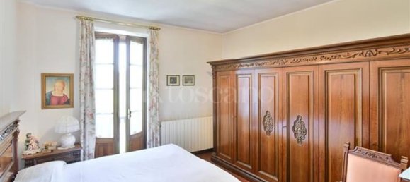 Квартира с 6 комнатами в Эрба, Италия № 280069 17