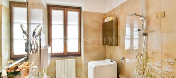 Квартира с 6 комнатами в Эрба, Италия № 280069 19