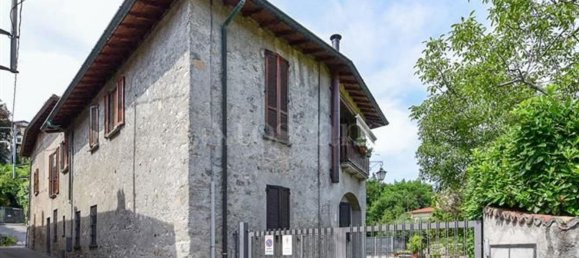 Квартира с 6 комнатами в Эрба, Италия № 280069 29