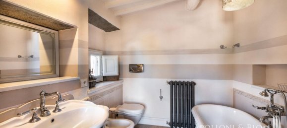 5 Schlafzimmer Haus in Cortona, Italy, Nr. 57751 22