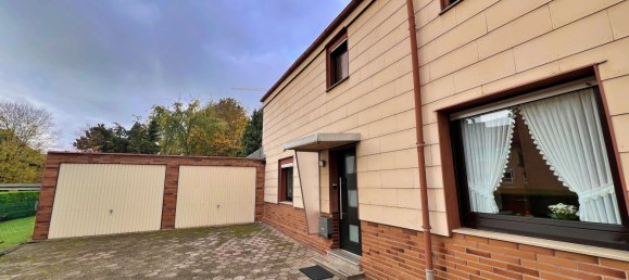 4 bedrooms Townhouse in Monchengladbach, Germany No. 44360 11