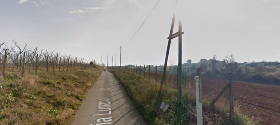 4 rooms Apartment in Rome, Italy No. 202032 2