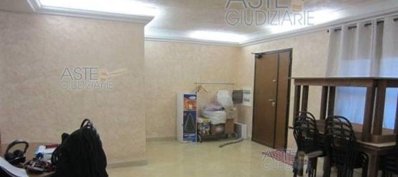 4 rooms Apartment in Rome, Italy No. 202032 7