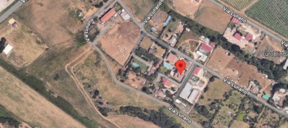 4 rooms Apartment in Rome, Italy No. 202032 3