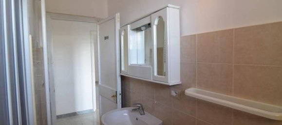 4-salle Appartement à Foggia, Italy No. 113497 10