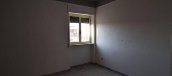 4-salle Appartement à Foggia, Italy No. 113497 13