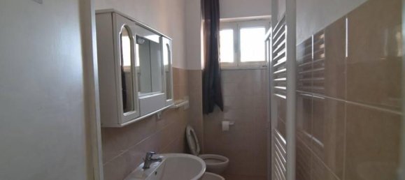 4-salle Appartement à Foggia, Italy No. 113497 9