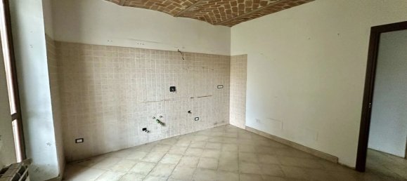 Edificio en Baldissero d'Alba, Italy 337 m² No. 159250 30