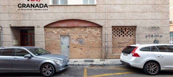 107m² Commercial property in Granada, Spain No. 105570 8