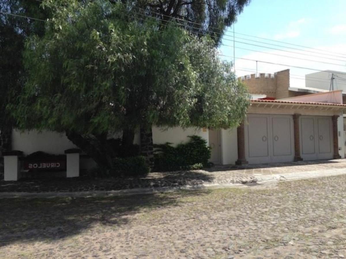 Casa de 4 dormitorios en Querétaro, Mexico No. 177523