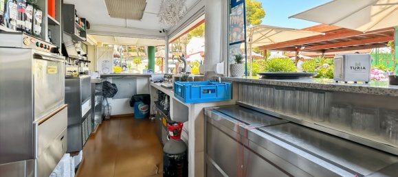 1053m² Commercial property in Llanca, Spain No. 178910 10