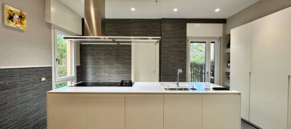 3 bedrooms Apartment in Rome, Italy No. 219326 23