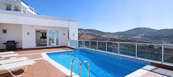 6 rooms Villa in Kargicak, Turkey No. 17600 17