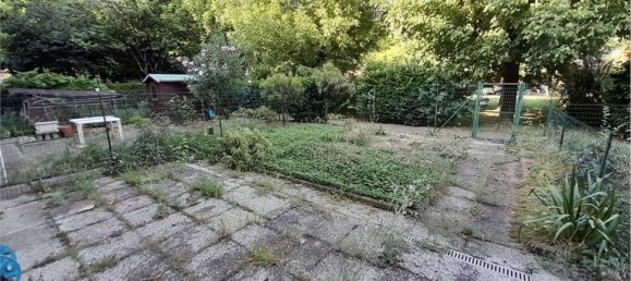 4 rooms House in Modena, Italy No. 271399 8