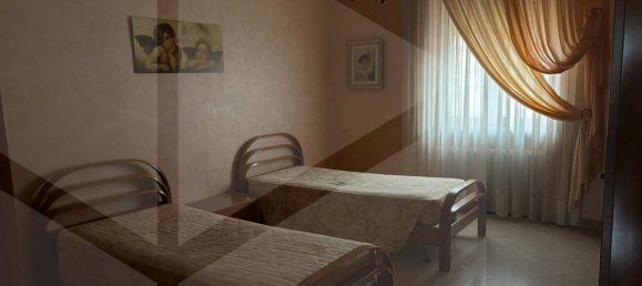 5 rooms Apartment in San Giovanni Rotondo, Italy No. 17138 3