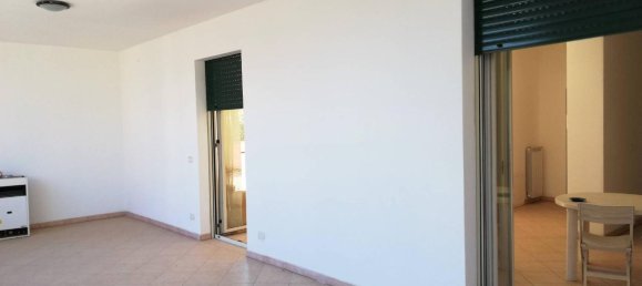 4 rooms Apartment in San Salvo, Italy No. 23825 23