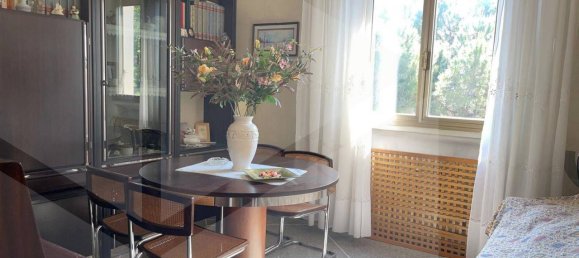 3 rooms Apartment in Bologna, Italy No. 21386 3