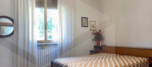 3 rooms Apartment in Bologna, Italy No. 21386 10