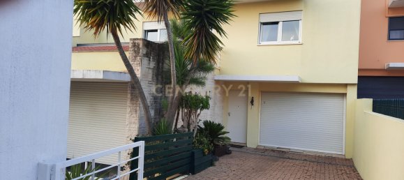 6 غرف نوم فيلا في Porto Salvo, Portugal رقم 138886 28