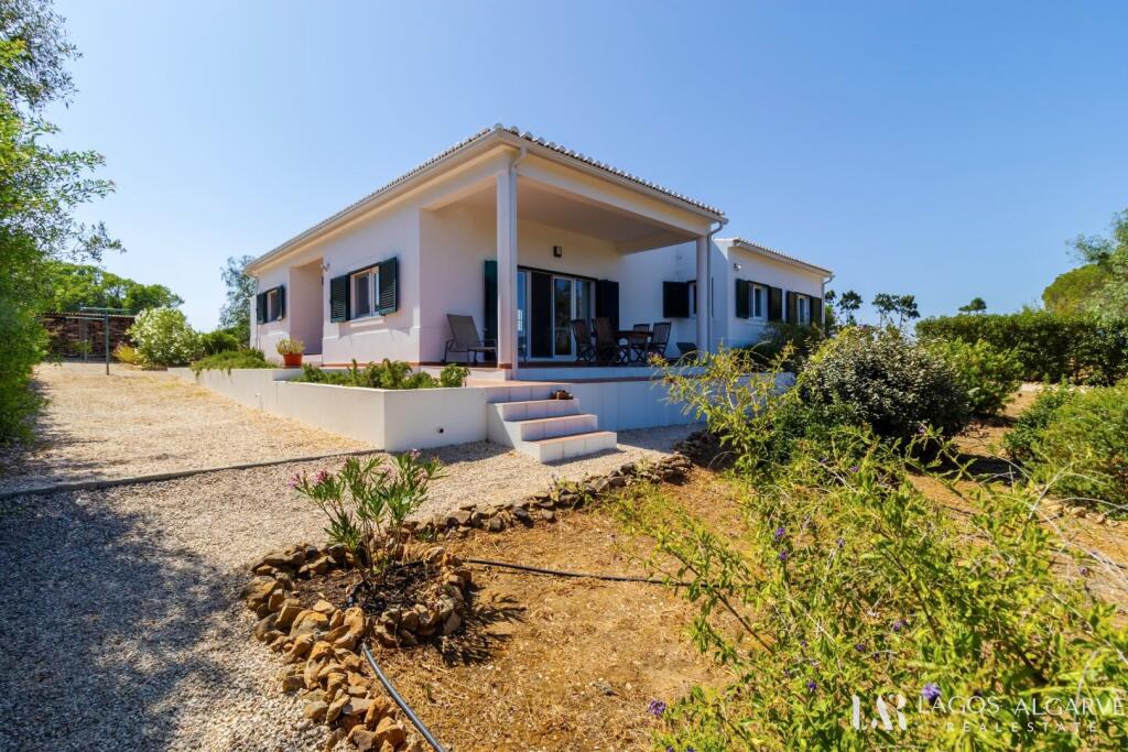 3 bedrooms Villa in Lagos, Portugal No. 250033