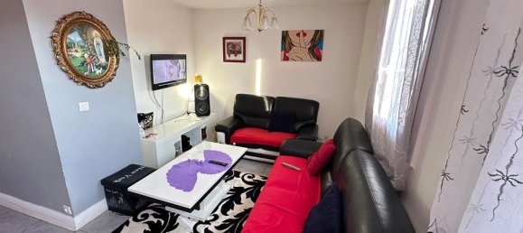 3 bedrooms Duplex in Evry, France No. 186617 2