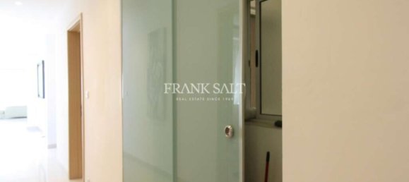 Apartamento de 3 dormitorios en Sliema, Malta No. 9333 33