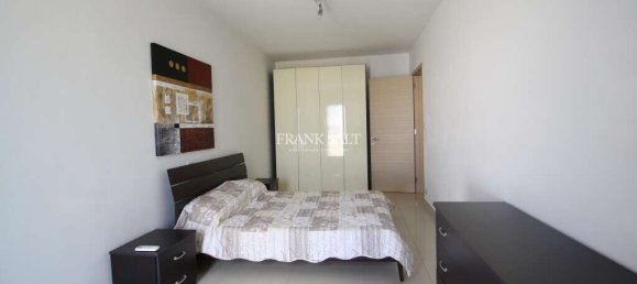 Apartamento de 3 dormitorios en Sliema, Malta No. 9333 35