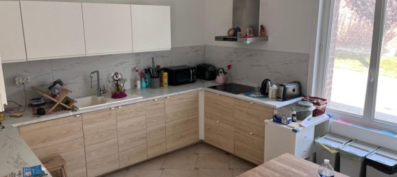 3 bedrooms House in Peronne, France No. 252434 2