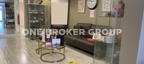 3 bedrooms Villa in Jumeirah, UAE No. 1321 12