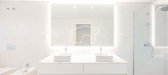 3 bedrooms Apartment in Funchal, Portugal No. 115383 10