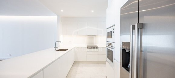 3 bedrooms Apartment in Funchal, Portugal No. 115383 7