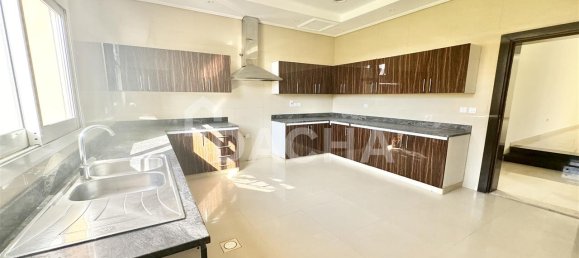 5 chambres Villa à Al Barsha, UAE No. 27395 8