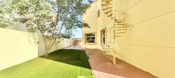 5 chambres Villa à Al Barsha, UAE No. 27395 28